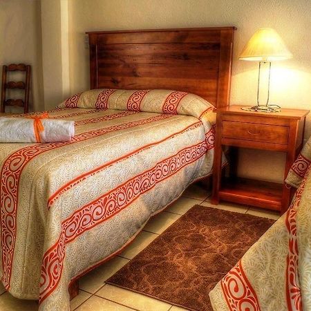 Hotel Y Posada Refugio Independencia Morelia Zewnętrze zdjęcie