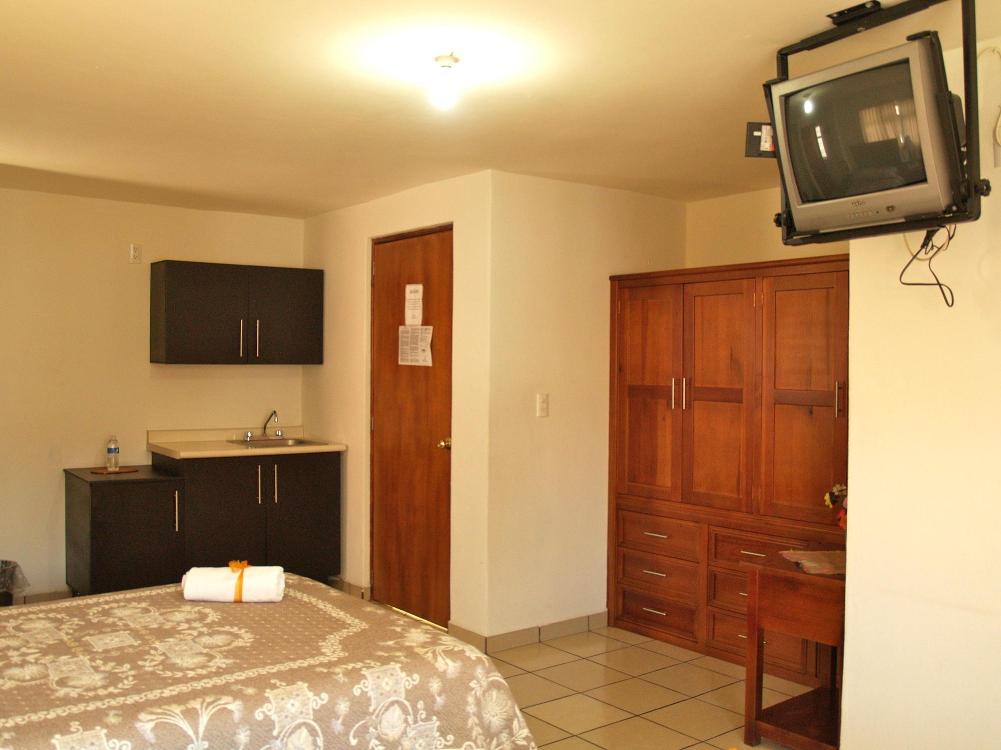 Hotel Y Posada Refugio Independencia Morelia Zewnętrze zdjęcie