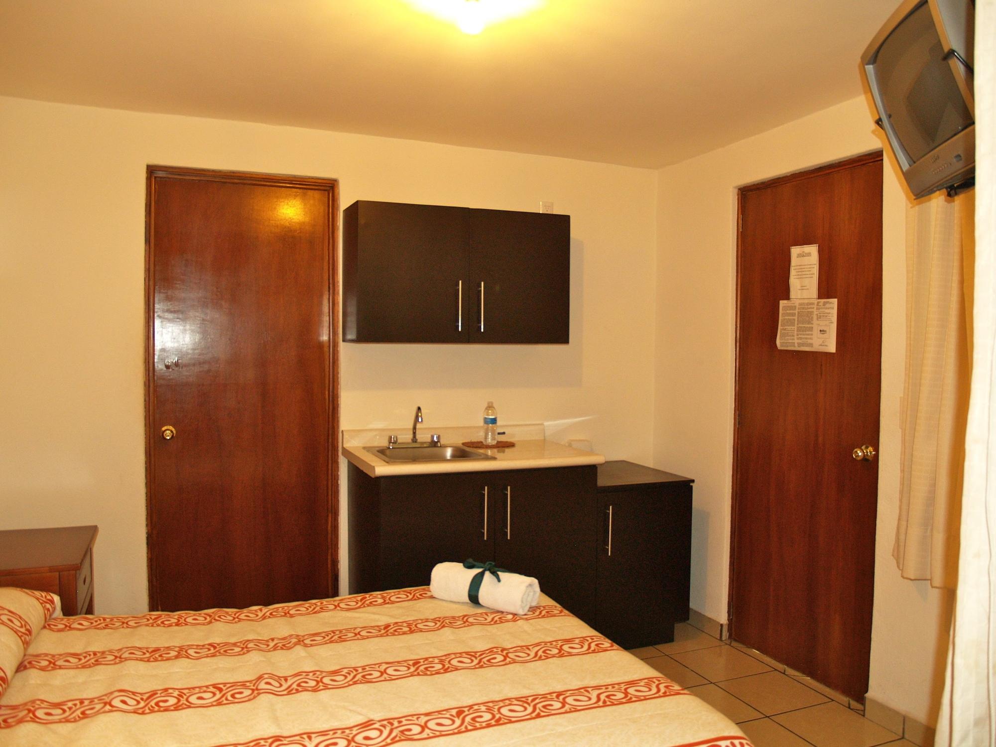 Hotel Y Posada Refugio Independencia Morelia Zewnętrze zdjęcie